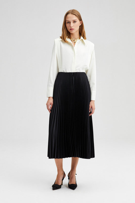 PLEATED SATIN SKIRT