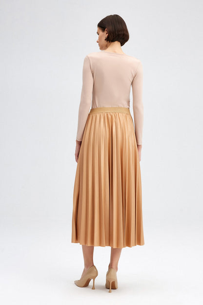 PLEATED SKIRT